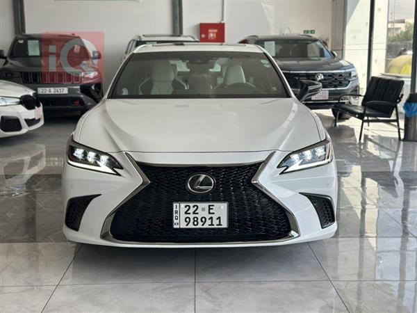 Lexus for sale in Iraq